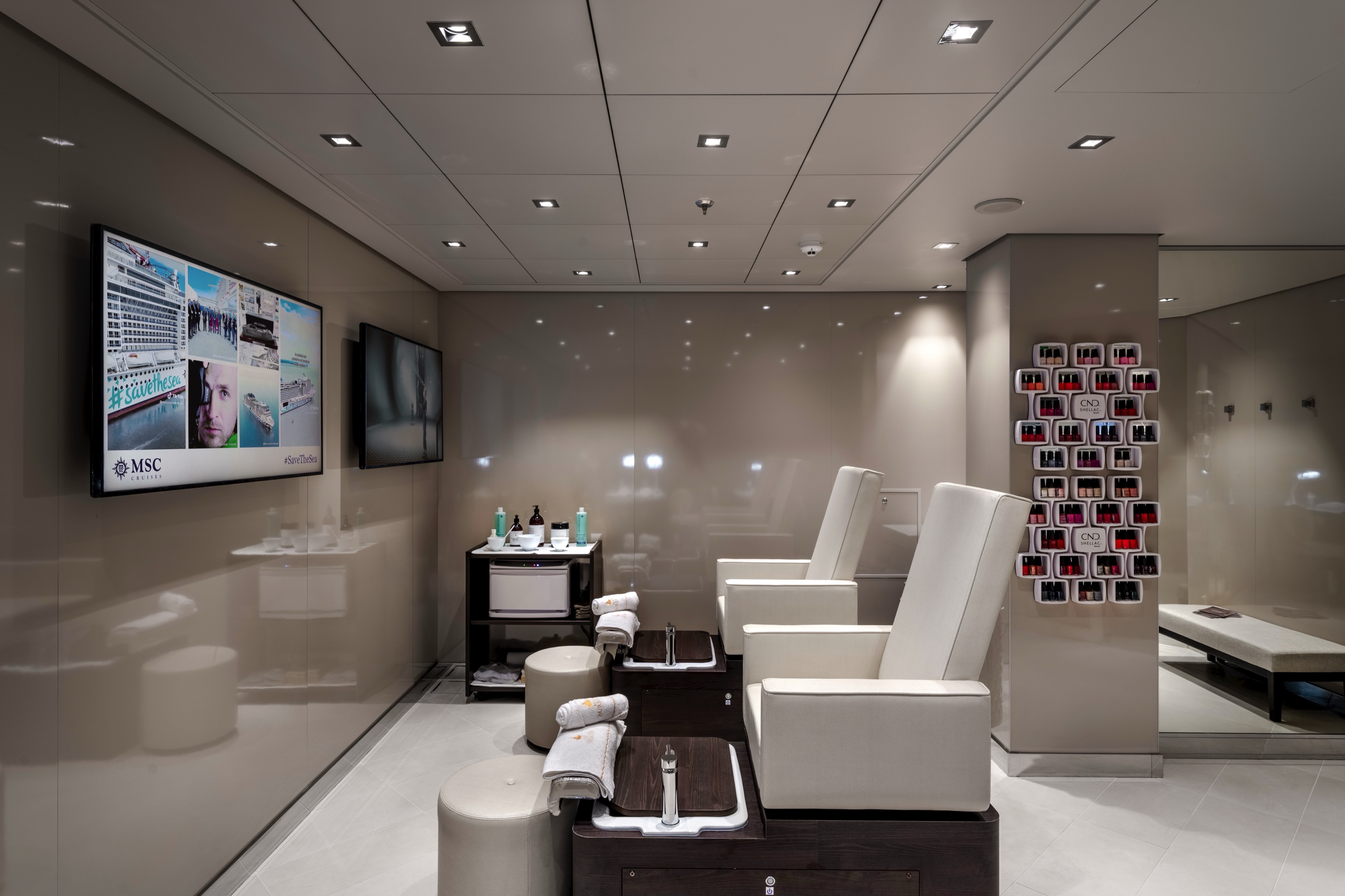 MSC Virtuosa - Beauty and Hair Salon